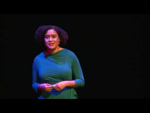 Millions Are Left Behind in the Digital Age | Elizabeth Lindsey | TEDxFoggyBottom